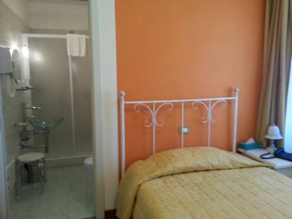 Hotel Ristorante Ruatta San Maurizio Chambre photo
